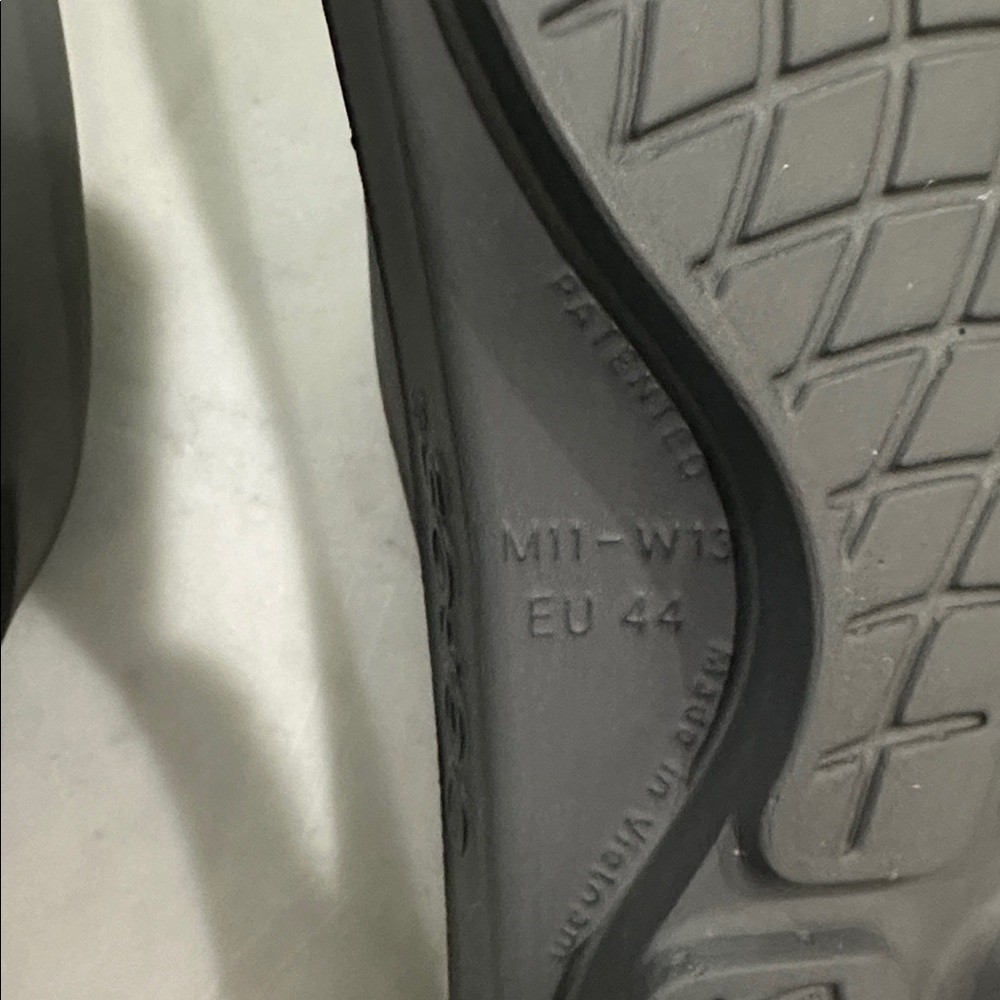 OOFOS SLIDES Gray Men’s 11-13 New - Picture 4 of 7